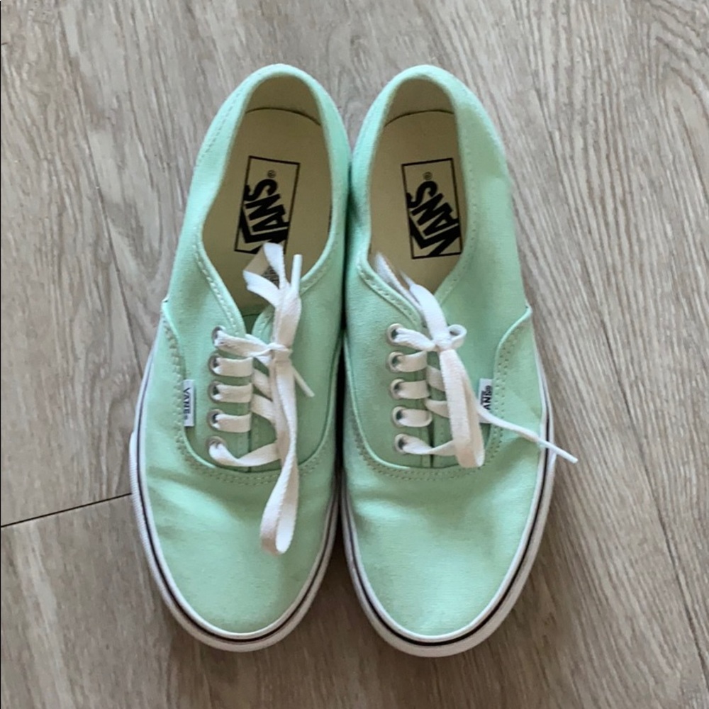 Vans authentic